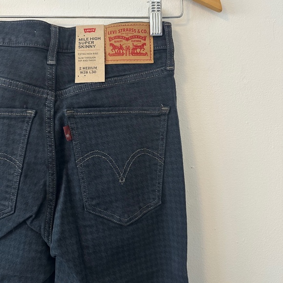 NWT Levi's Mile High Super Skinny Checkered Jeans | Size 26 - Picture 5 of 13